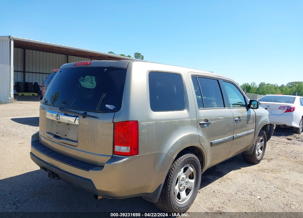 2011 HONDA PILOT LX VIN: 5FNYF3H23BB016366