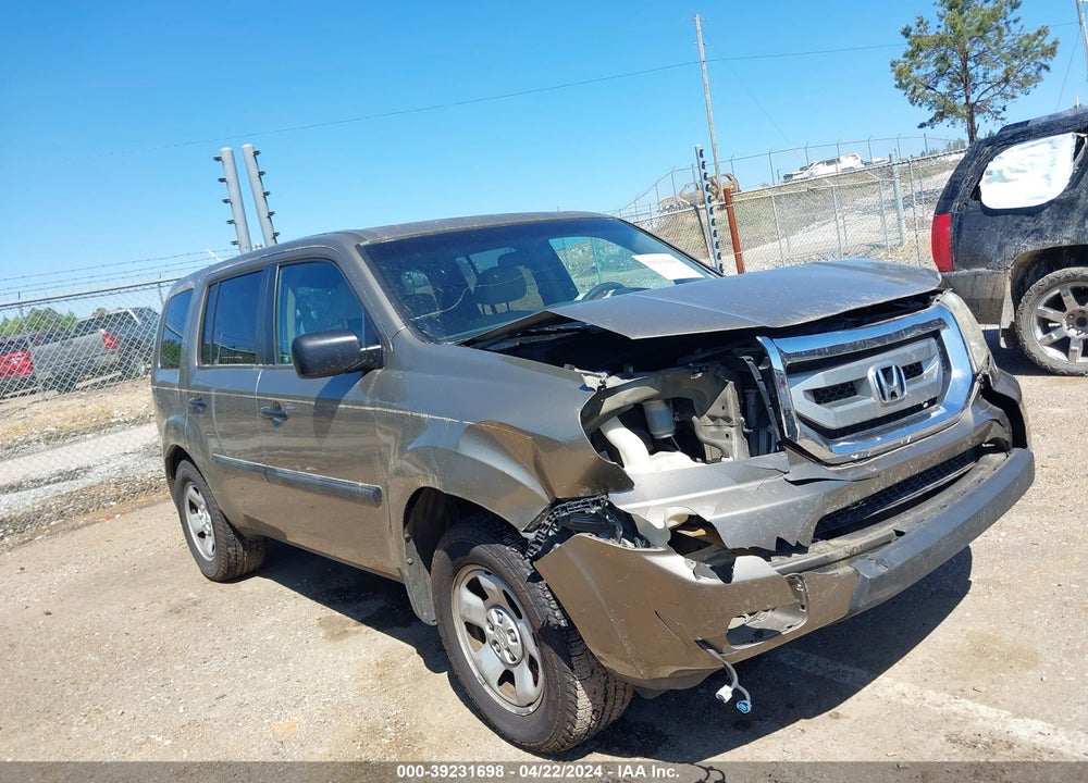 2011 HONDA PILOT LX VIN: 5FNYF3H23BB016366