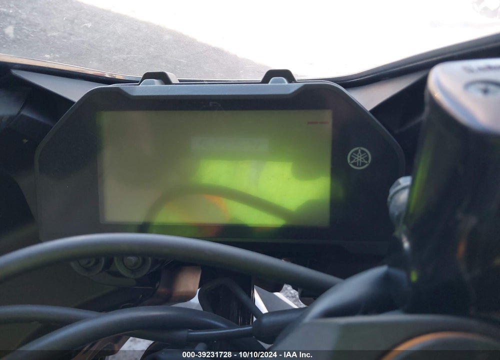 2020 YAMAHA YZFR3 A VIN: MH3RH18Y4LK002828