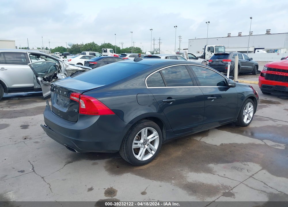 2015 VOLVO S60 VIN: YV140MFB7F2315354