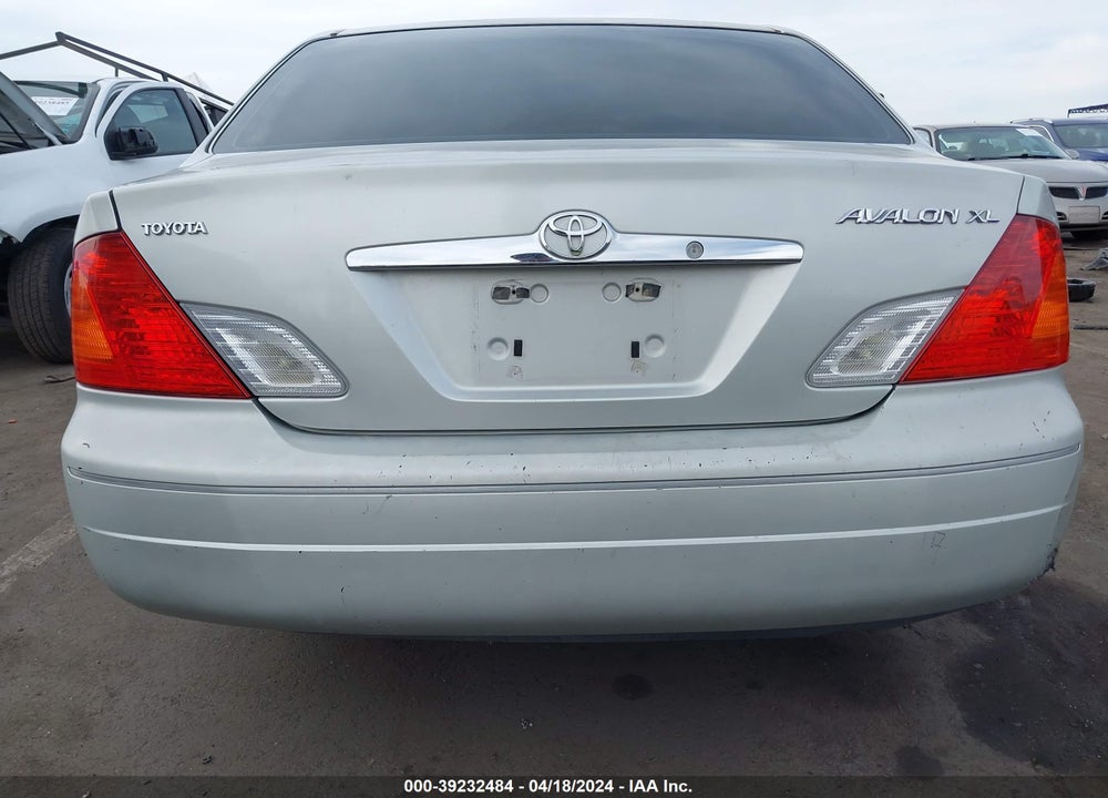 2001 TOYOTA AVALON XL VIN: 4T1BF28B01U159938