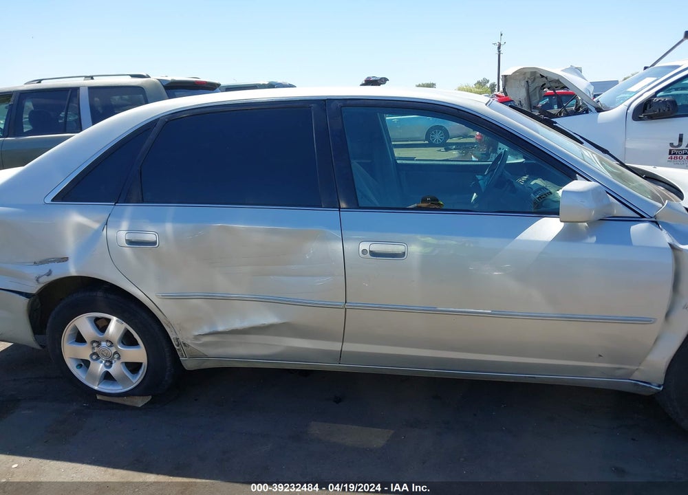 2001 TOYOTA AVALON XL VIN: 4T1BF28B01U159938