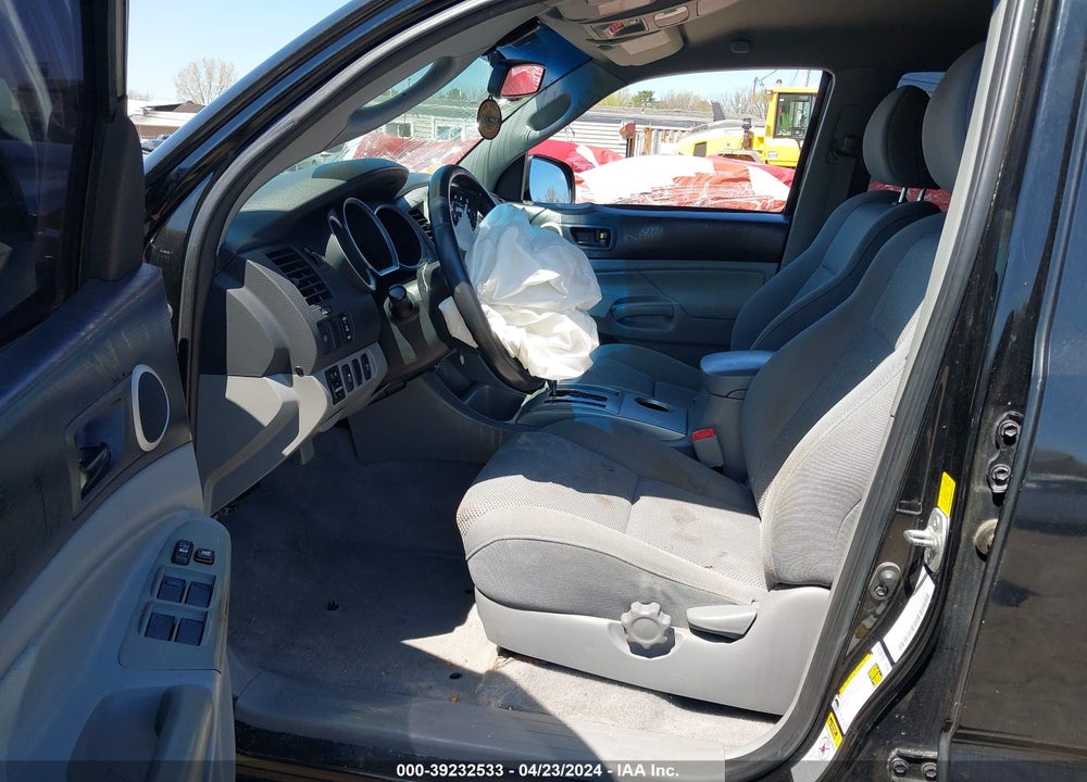 2011 TOYOTA TACOMA BASE V6 VIN: 3TMLU4EN9BM059612