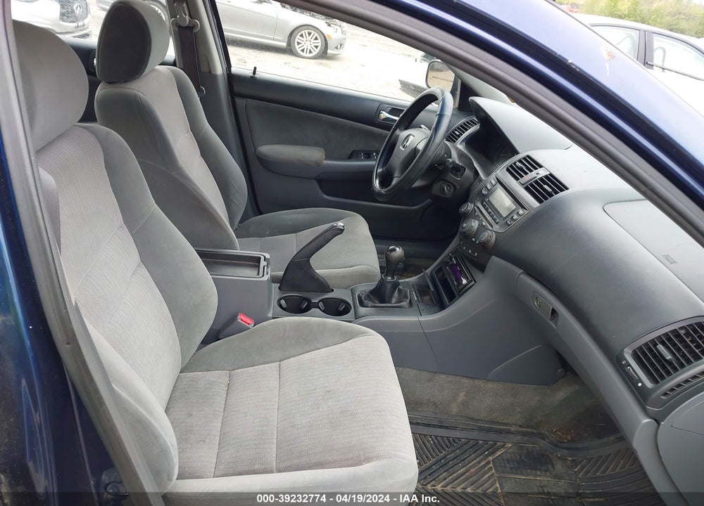 2005 HONDA ACCORD 2.4 DX VIN: 1HGCM55145A014857