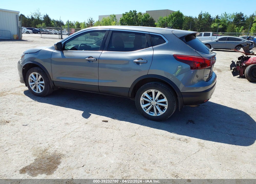 2018 NISSAN ROGUE SPORT S VIN: JN1BJ1CP8JW188563
