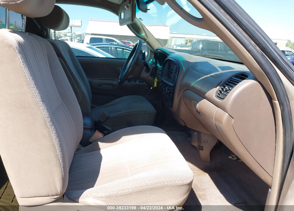 2002 TOYOTA TUNDRA SR5 V8 VIN: 5TBBT44182S284612