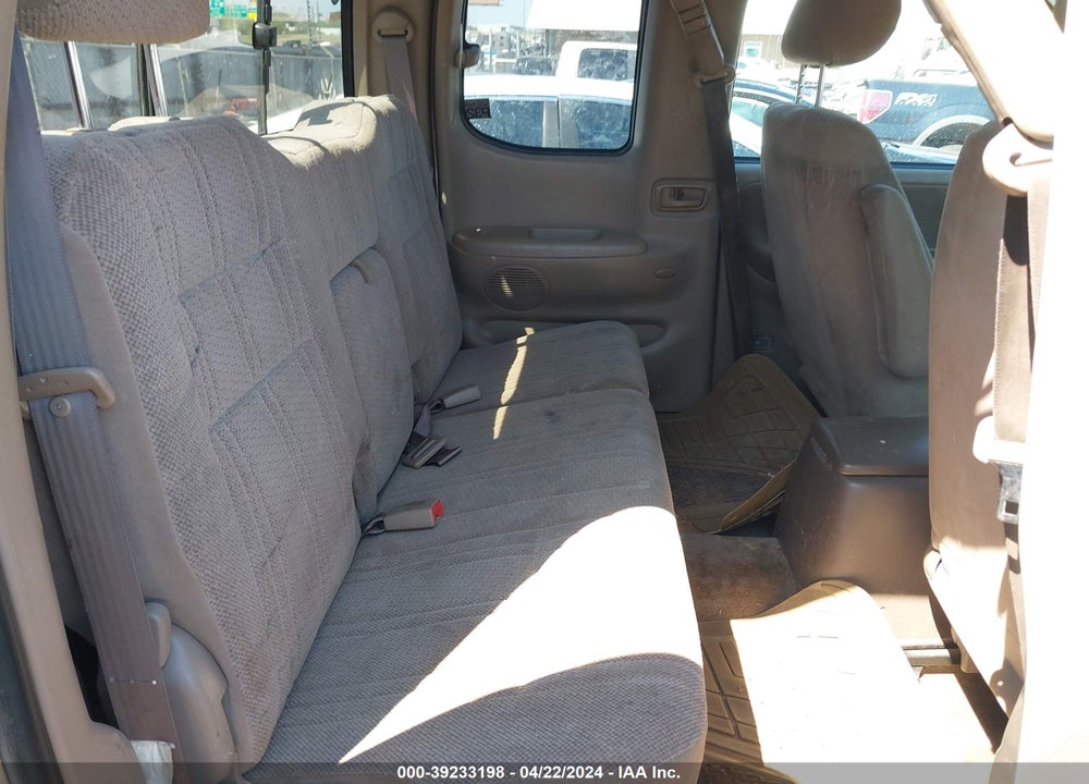 2002 TOYOTA TUNDRA SR5 V8 VIN: 5TBBT44182S284612
