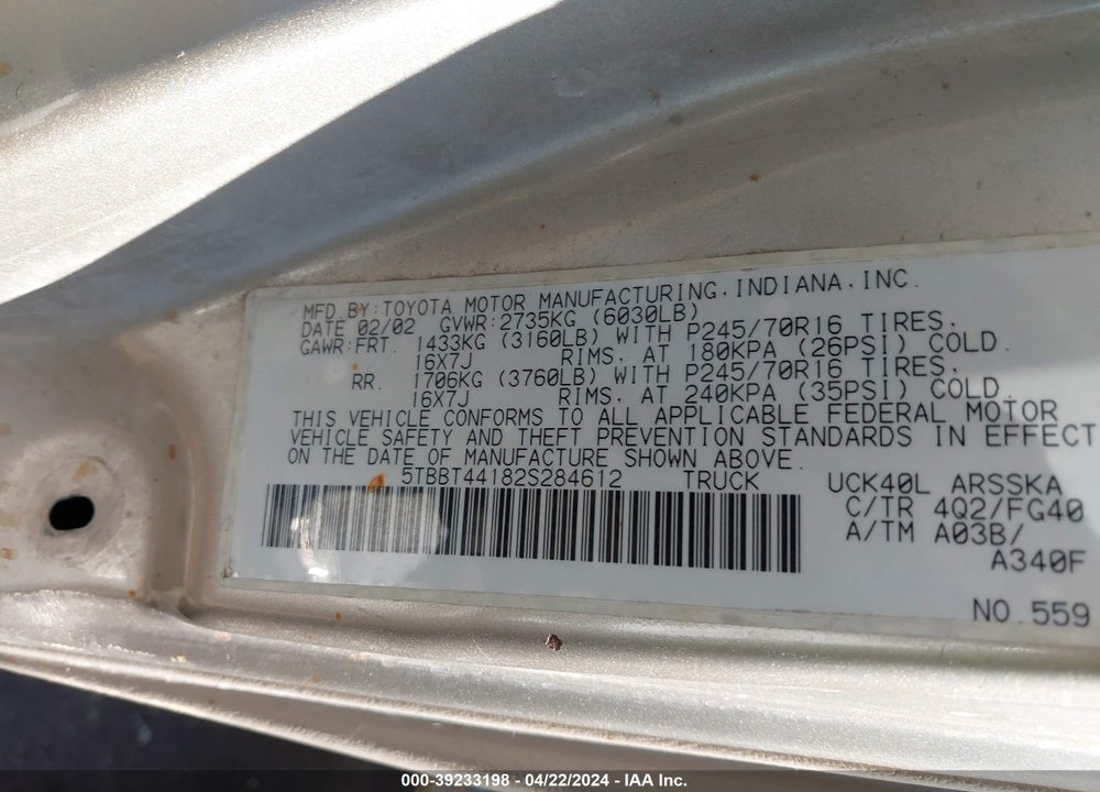 2002 TOYOTA TUNDRA SR5 V8 VIN: 5TBBT44182S284612