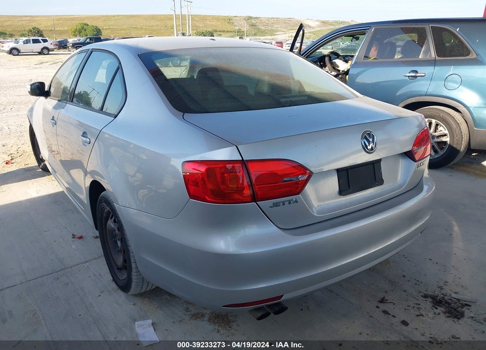 2012 VOLKSWAGEN JETTA 2.5L SE VIN: 3VWDP7AJ7CM338992