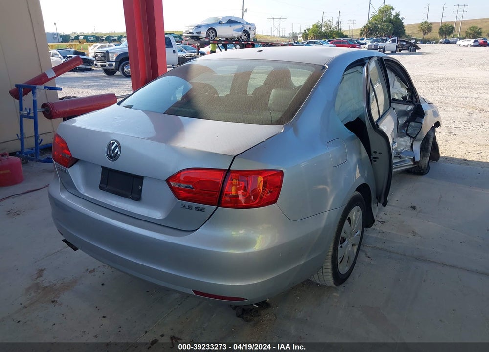 2012 VOLKSWAGEN JETTA 2.5L SE VIN: 3VWDP7AJ7CM338992