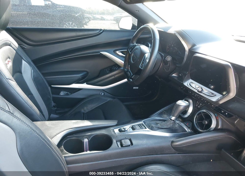 2017 CHEVROLET CAMARO 2SS VIN: 1G1FH1R70H0167004