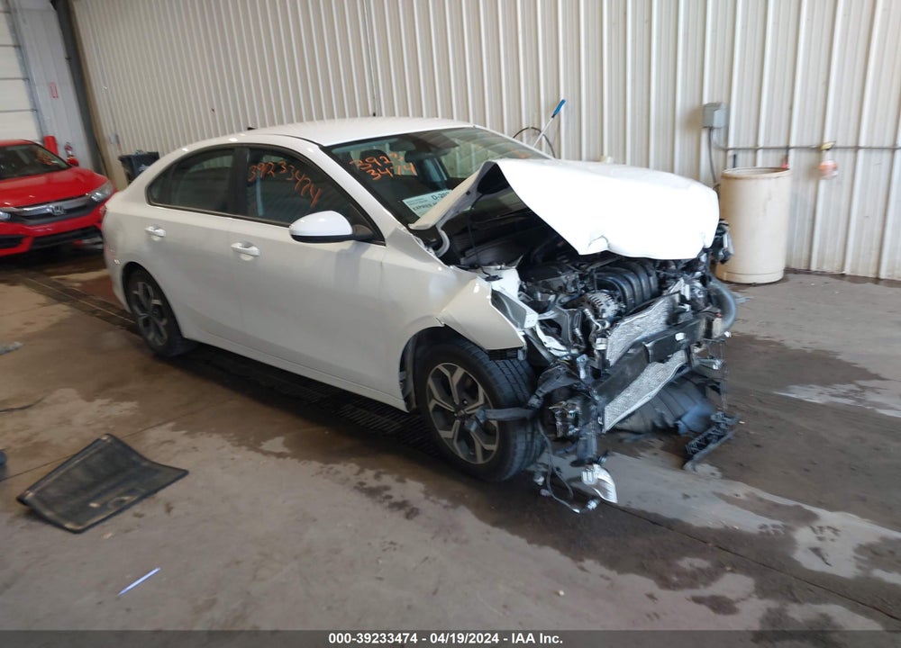 2019 KIA FORTE LXS VIN: 3KPF24ADXKE059287