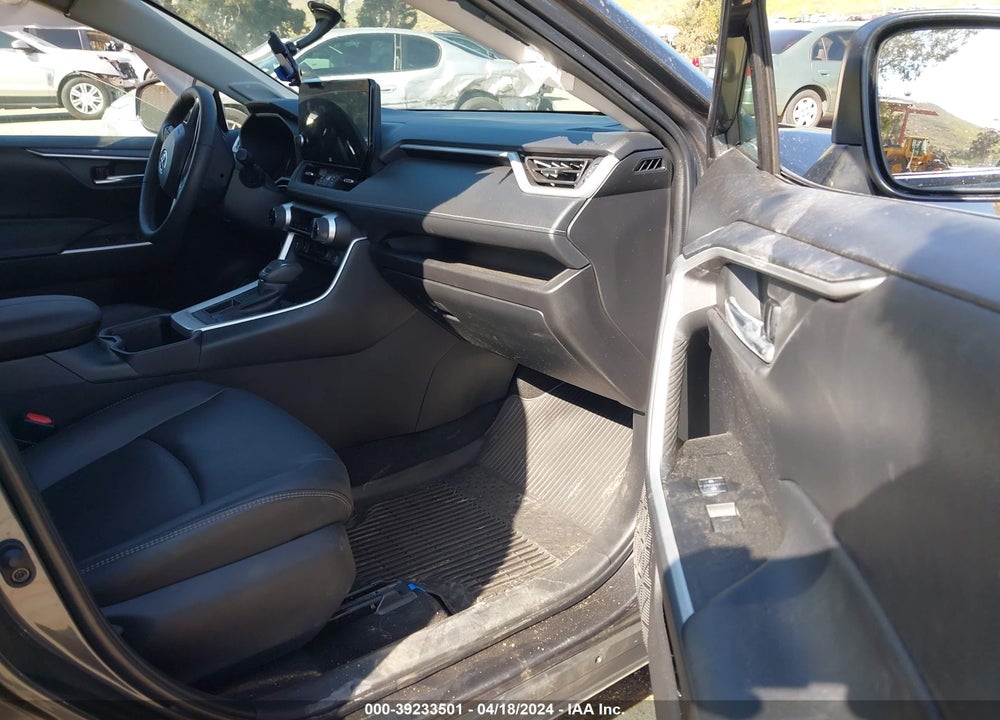 2023 TOYOTA RAV4 XLE PREMIUM VIN: 2T3C1RFV4PW300003