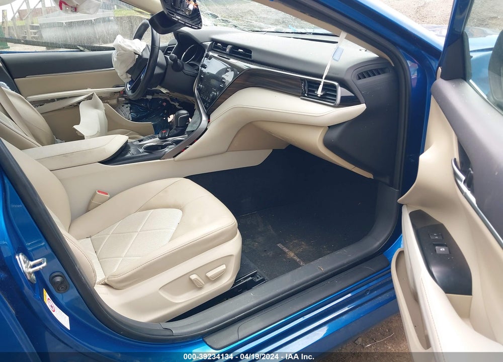 2019 TOYOTA CAMRY HYBRID XLE VIN: 4T1B21HK7KU011941