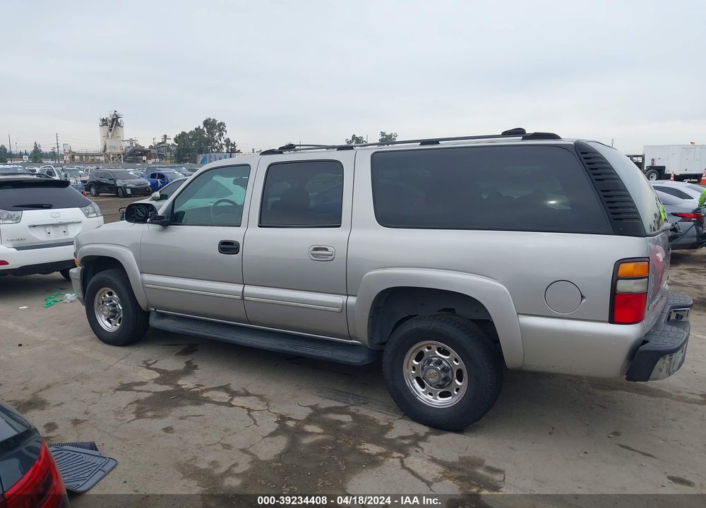 2004 CHEVROLET SUBURBAN 2500 LT VIN: 3GNGK26G74G171605