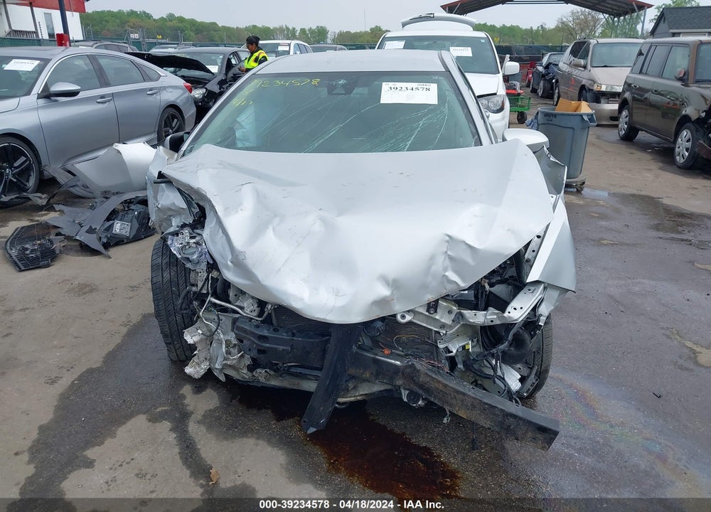 2017 TOYOTA COROLLA L/LE/XLE/SE/XSE VIN: 2T1BURHE1HC856751