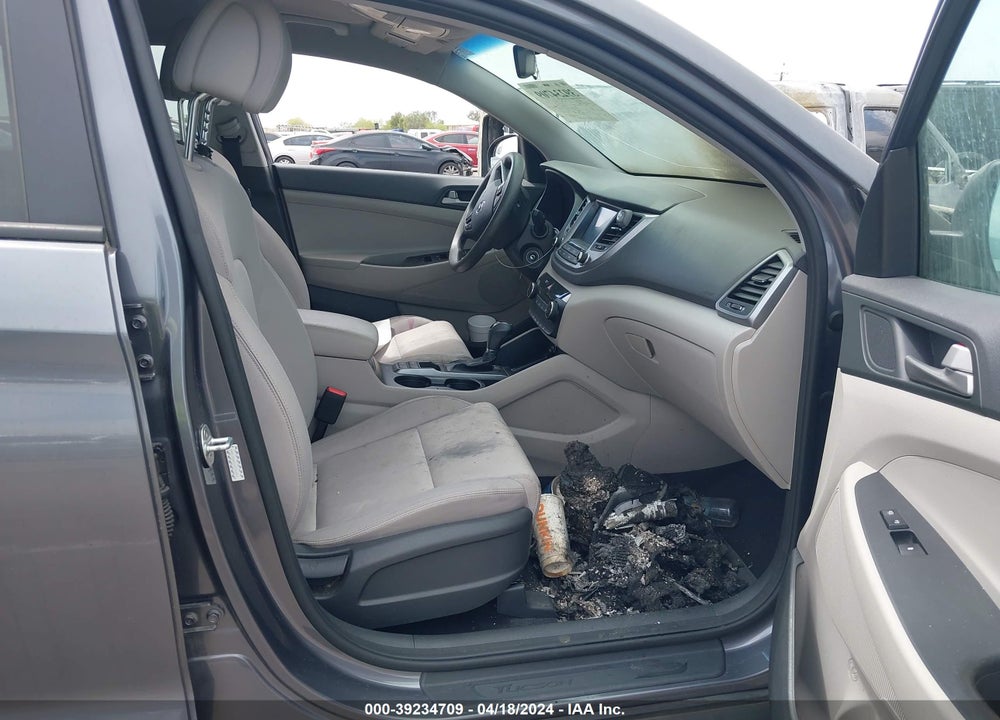 2018 HYUNDAI TUCSON SEL VIN: KM8J33A42JU754800