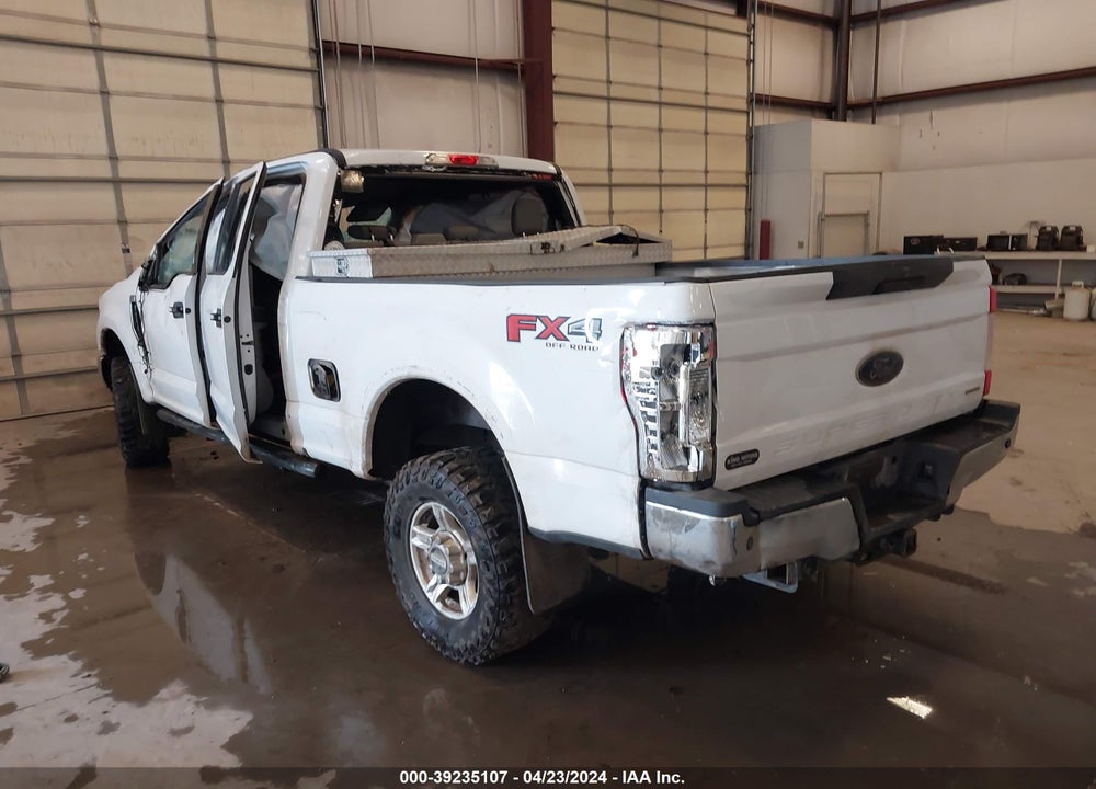 2017 FORD F-250 XLT VIN: 1FT7W2B69HEB25684