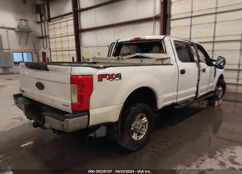 2017 FORD F-250 XLT VIN: 1FT7W2B69HEB25684