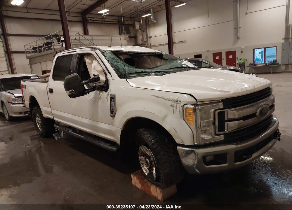 2017 FORD F-250 XLT VIN: 1FT7W2B69HEB25684