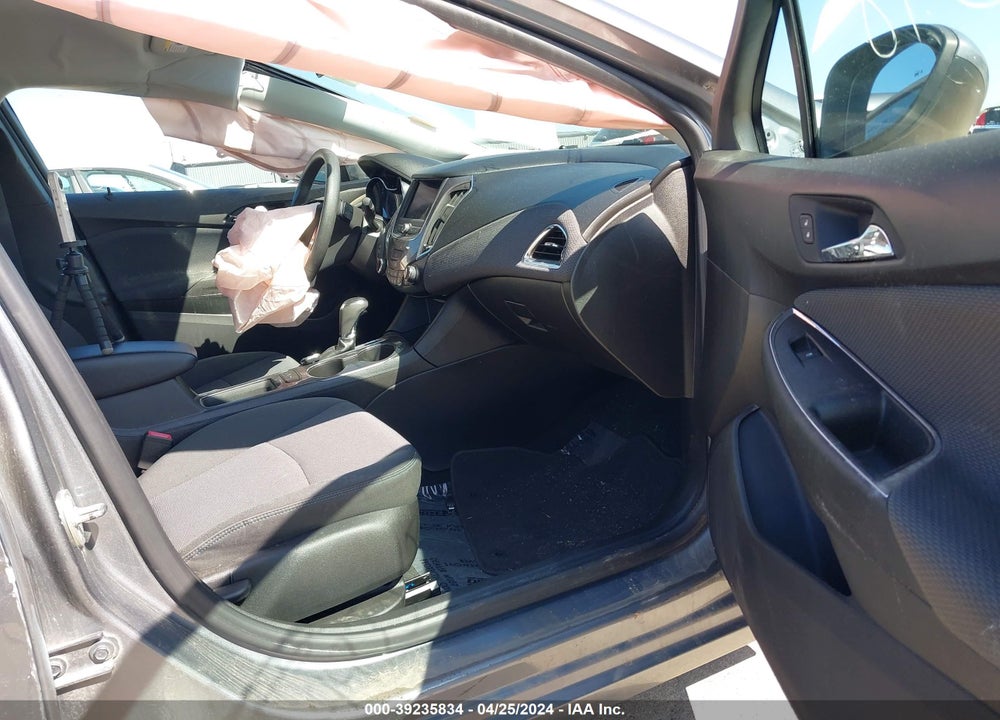 2019 CHEVROLET CRUZE LT VIN: 1G1BE5SMXK7123105