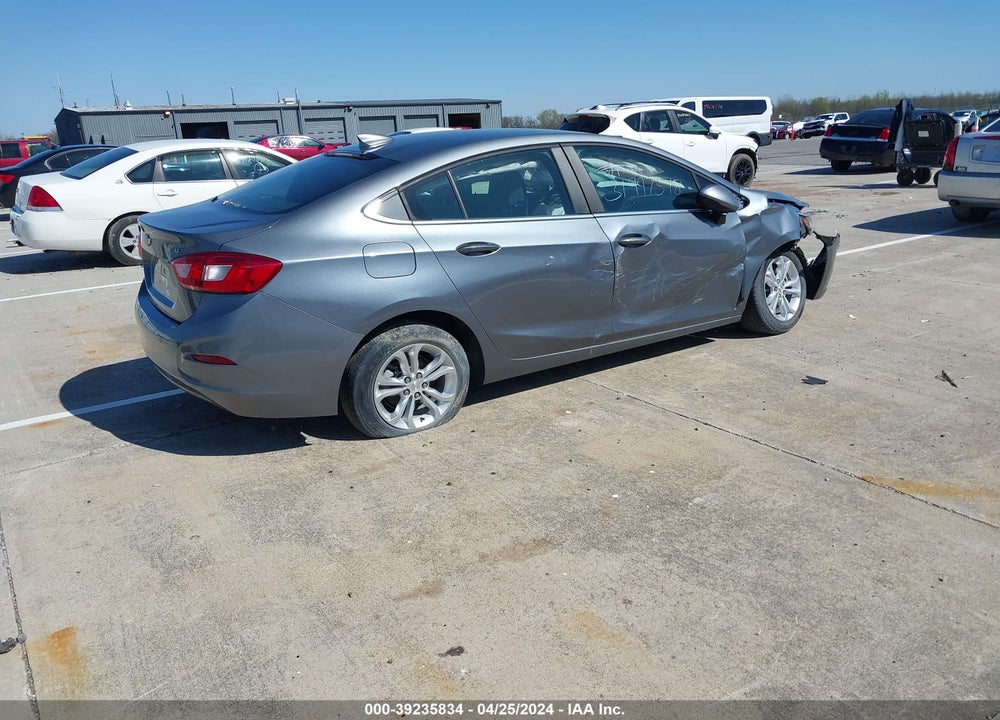 2019 CHEVROLET CRUZE LT VIN: 1G1BE5SMXK7123105
