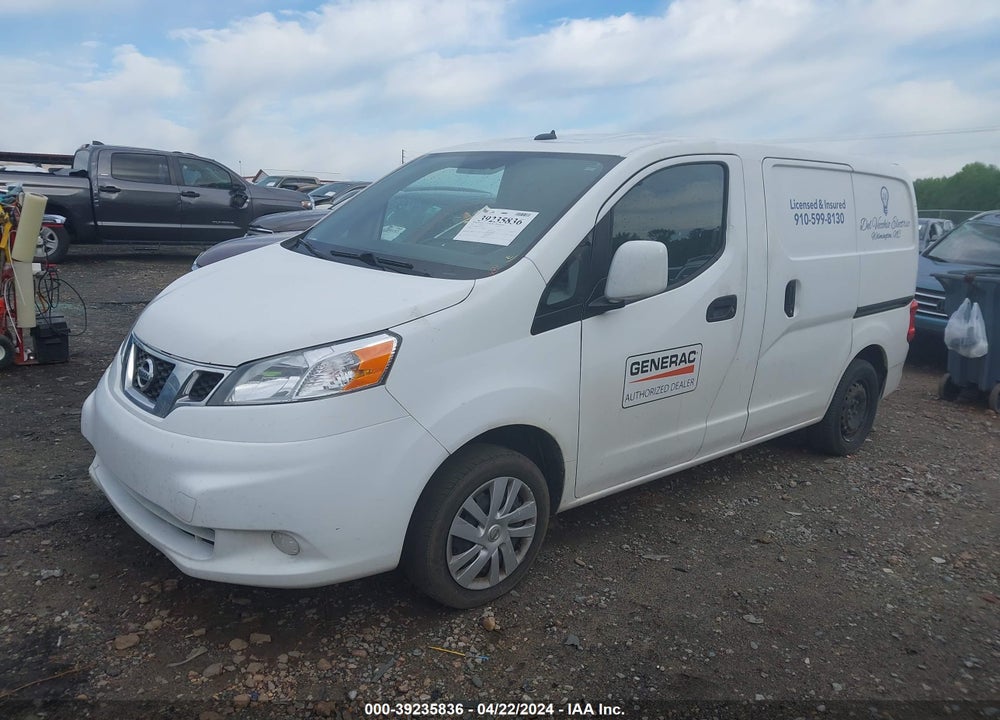 2015 NISSAN NV200 SV VIN: 3N6CM0KN7FK719738