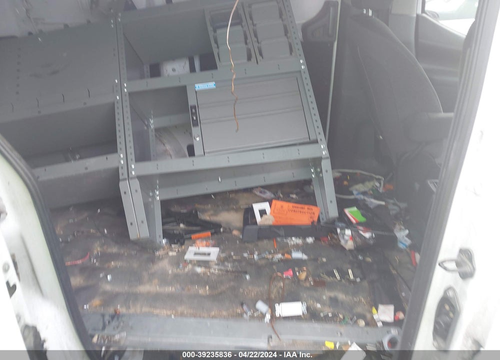 2015 NISSAN NV200 SV VIN: 3N6CM0KN7FK719738