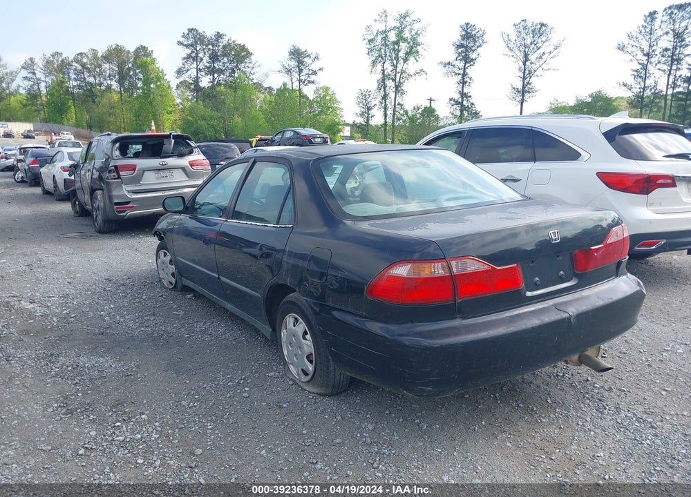 2000 HONDA ACCORD 2.3 DX VIN: JHMCF8644YC000077