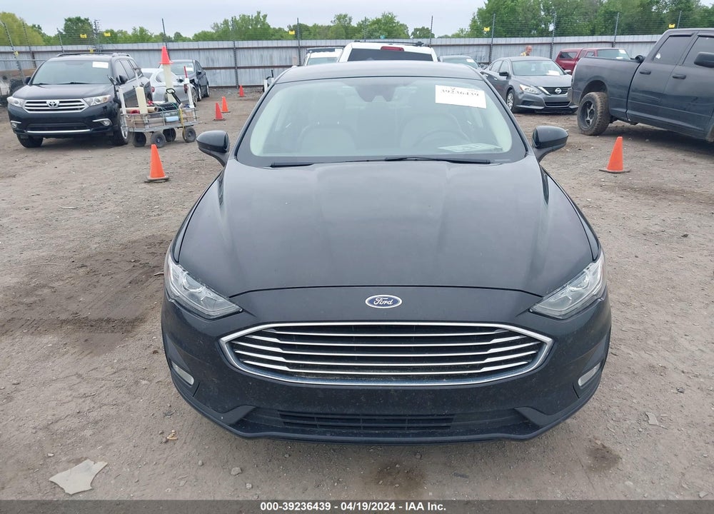 2019 FORD FUSION SE VIN: 3FA6P0HD1KR161396