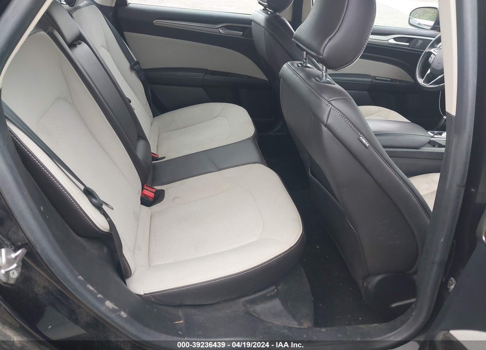 2019 FORD FUSION SE VIN: 3FA6P0HD1KR161396