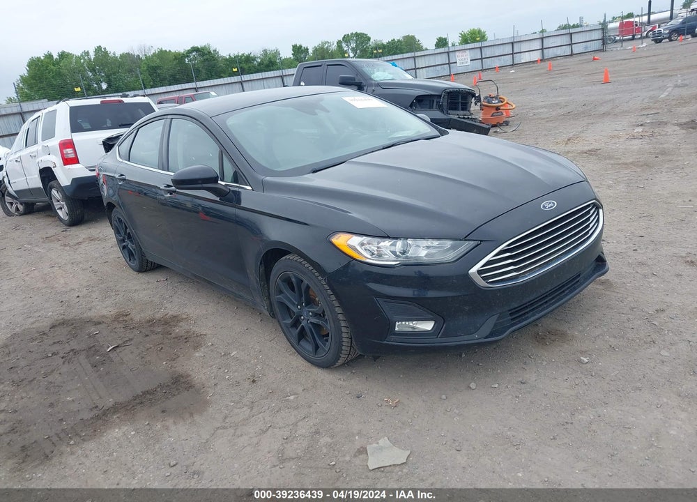 2019 FORD FUSION SE VIN: 3FA6P0HD1KR161396