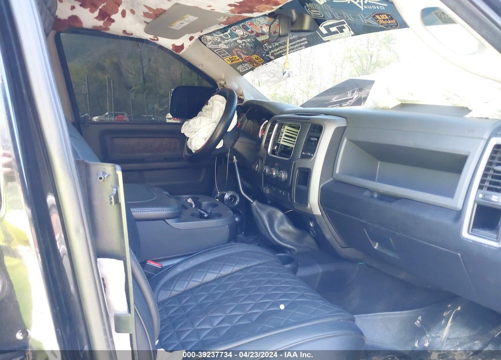 2017 RAM 3500 TRADESMAN  4X4 6'4 BOX VIN: 3C63R3CL3HG638137