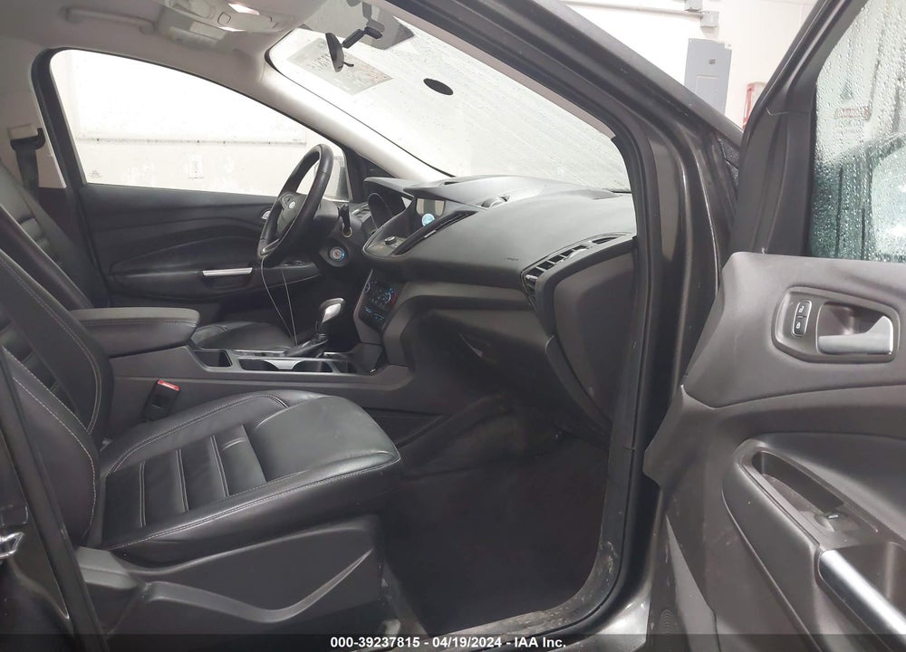 2018 FORD ESCAPE SEL VIN: 1FMCU9HD5JUC36517