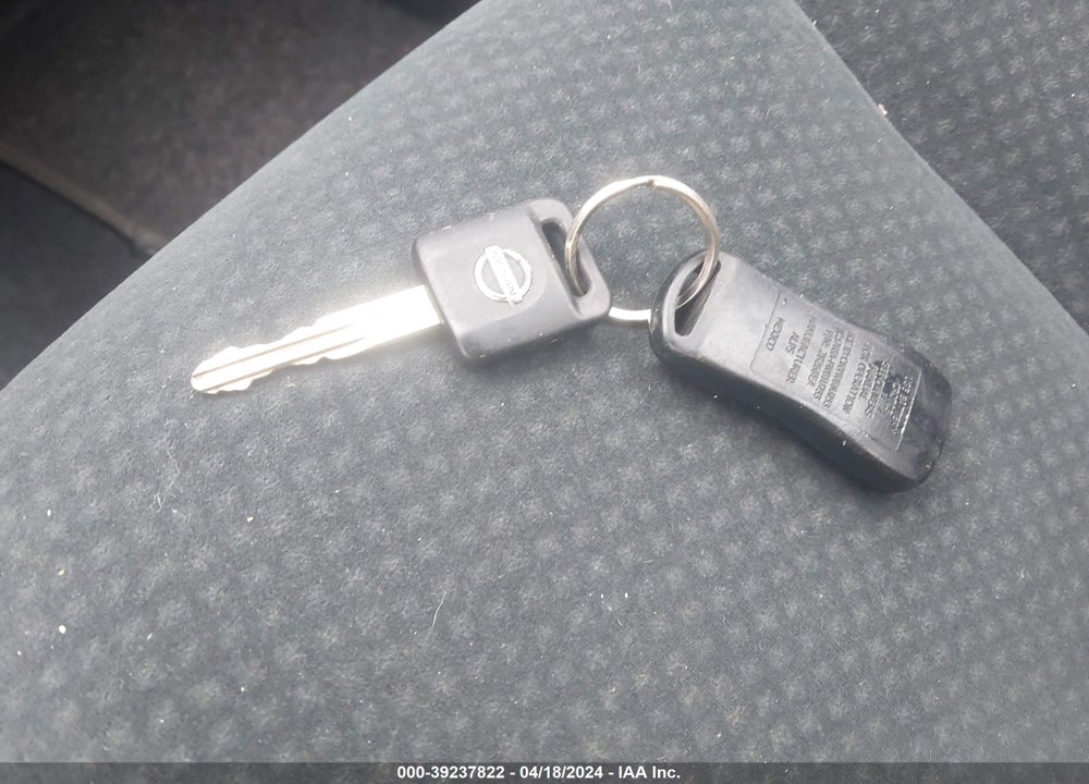 2010 NISSAN VERSA 1.8S VIN: 3N1BC1CP3AL458735