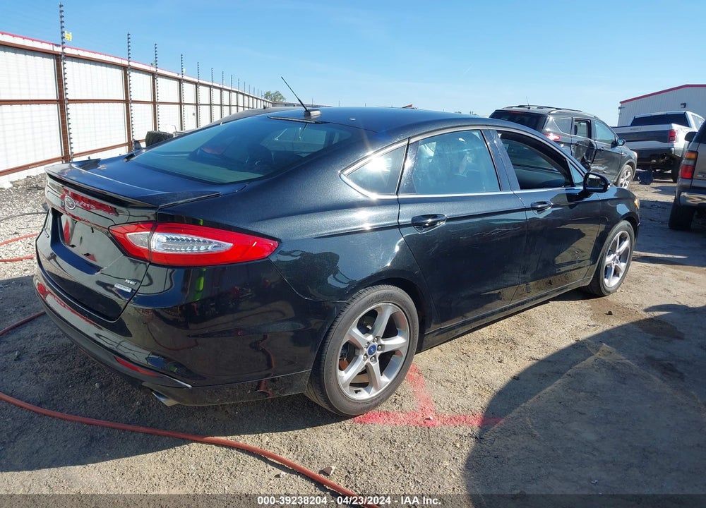 2015 FORD FUSION SE VIN: 3FA6P0HD0FR205555