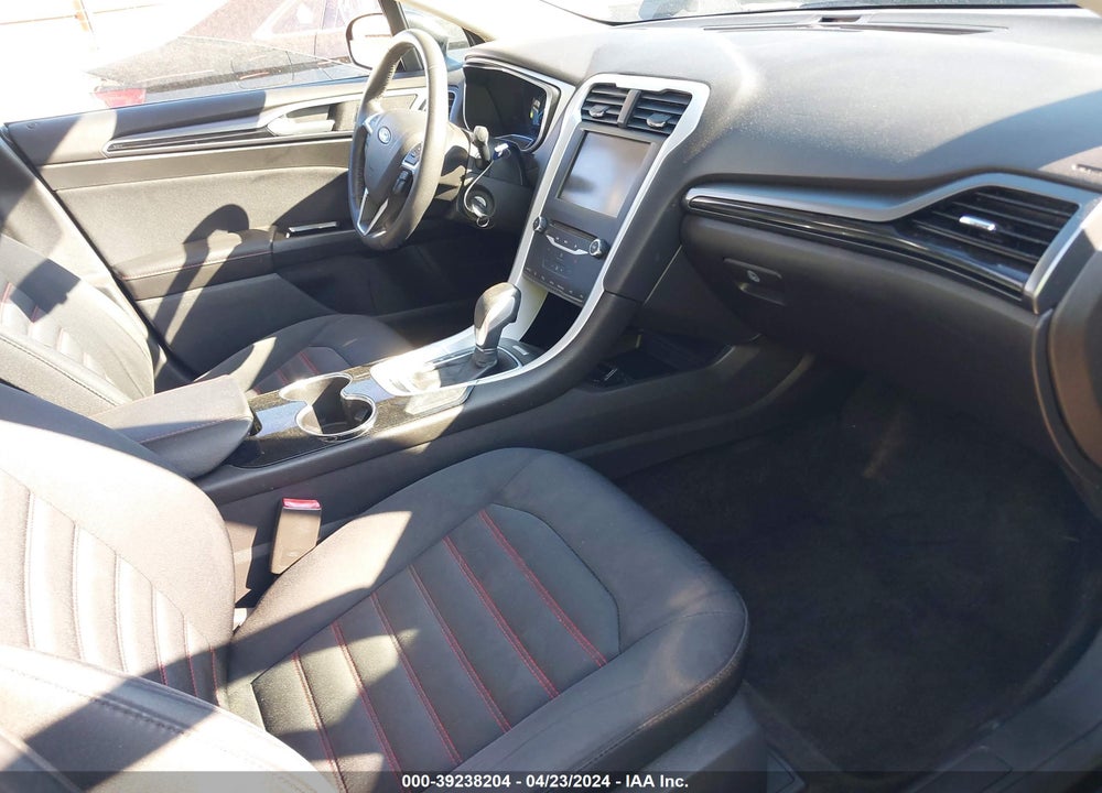 2015 FORD FUSION SE VIN: 3FA6P0HD0FR205555