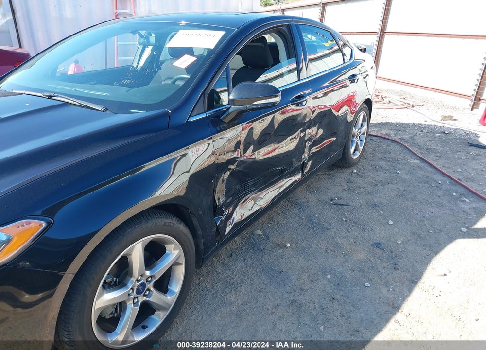 2015 FORD FUSION SE VIN: 3FA6P0HD0FR205555