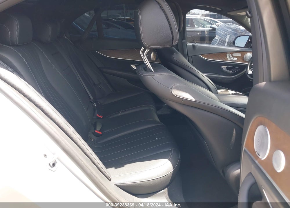 2018 MERCEDES-BENZ E 300 VIN: WDDZF4JB8JA478536