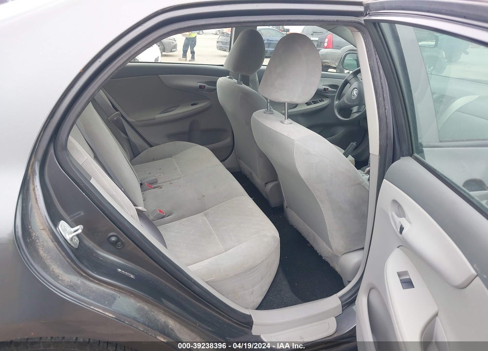 2009 TOYOTA COROLLA LE VIN: JTDBL40EX99028917