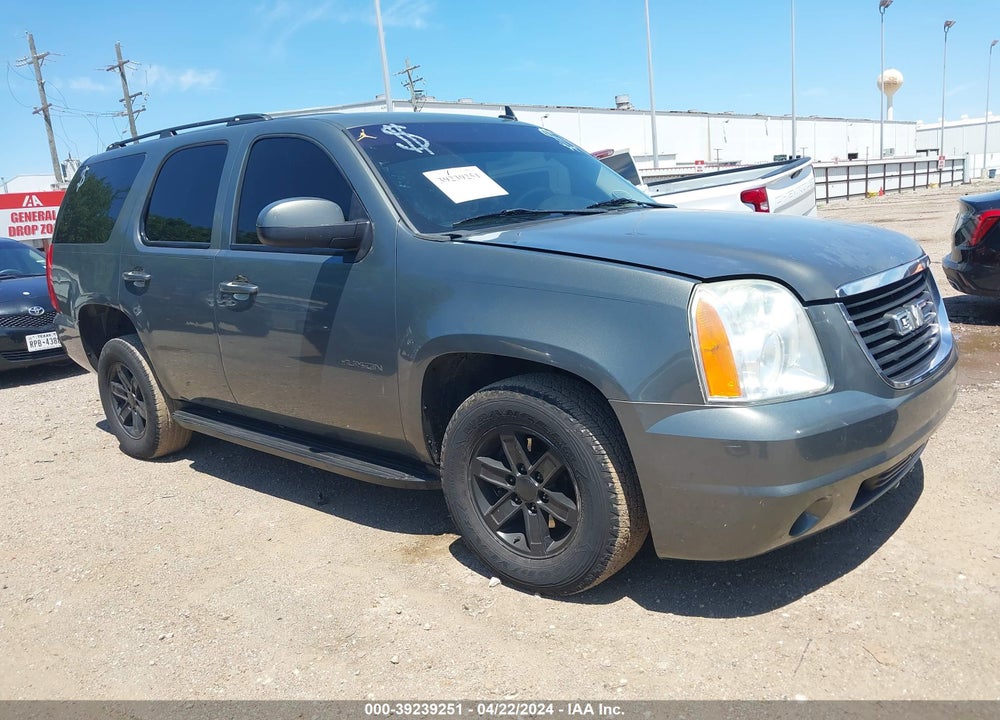2011 GMC YUKON SLE VIN: 1GKS1AE01BR153929