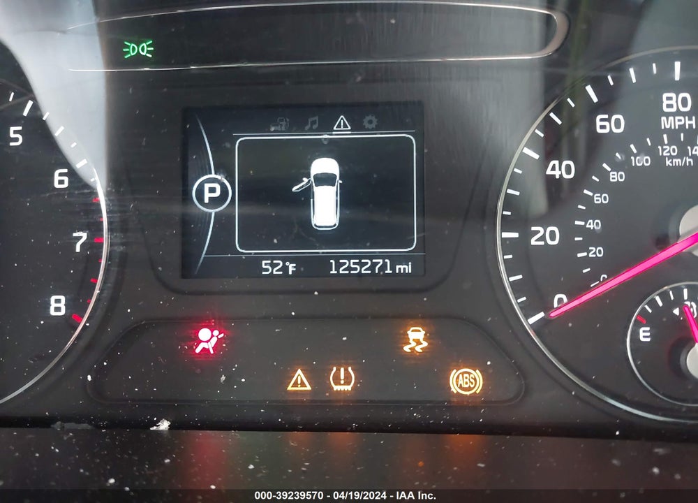 2016 KIA SORENTO 2.4L L VIN: 5XYPG4A34GG164608