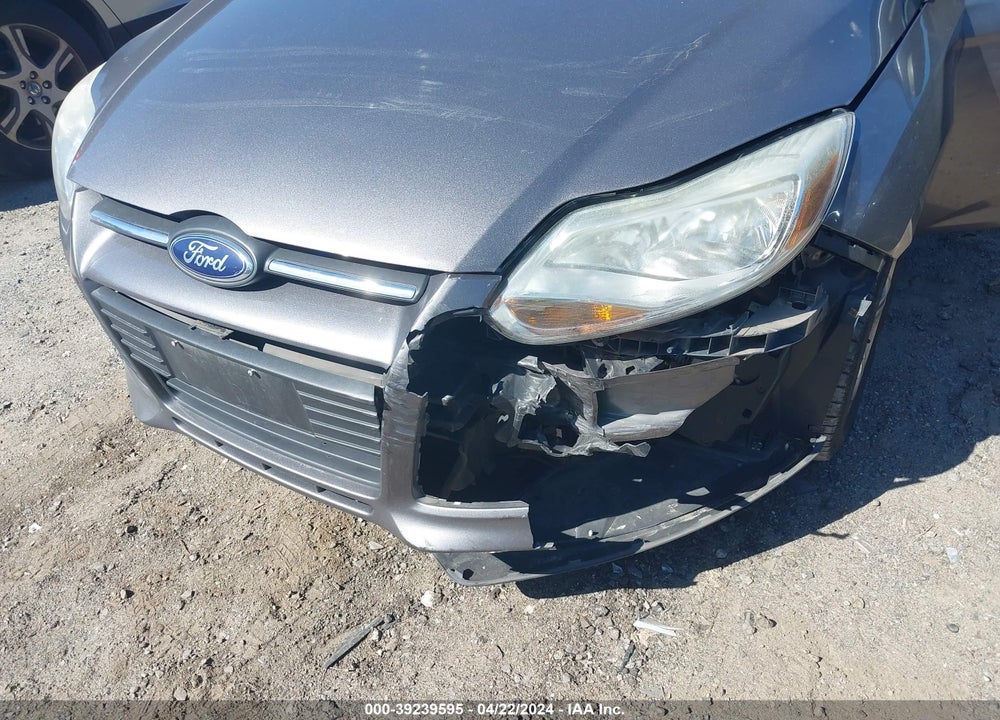 2014 FORD FOCUS SE VIN: 1FADP3K25EL144927