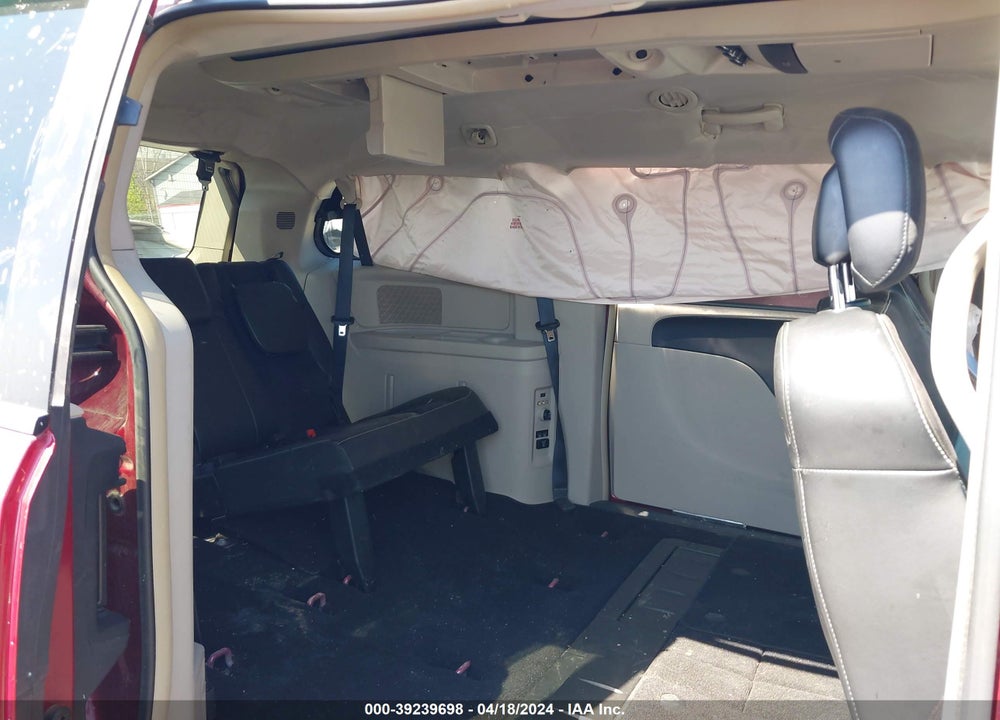 2014 CHRYSLER TOWN & COUNTRY TOURING-L 30TH ANNIVERSARY VIN: 2C4RC1CG2ER454101