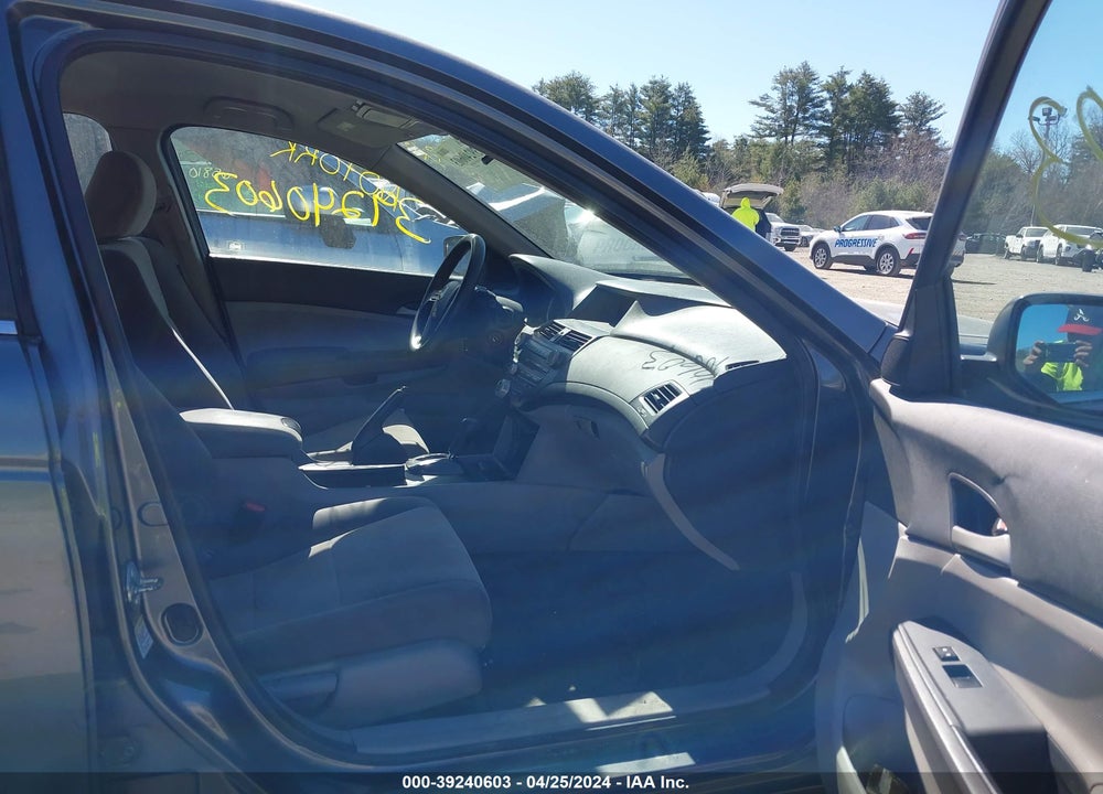2010 HONDA ACCORD 2.4 LX VIN: 1HGCP2F37AA151307