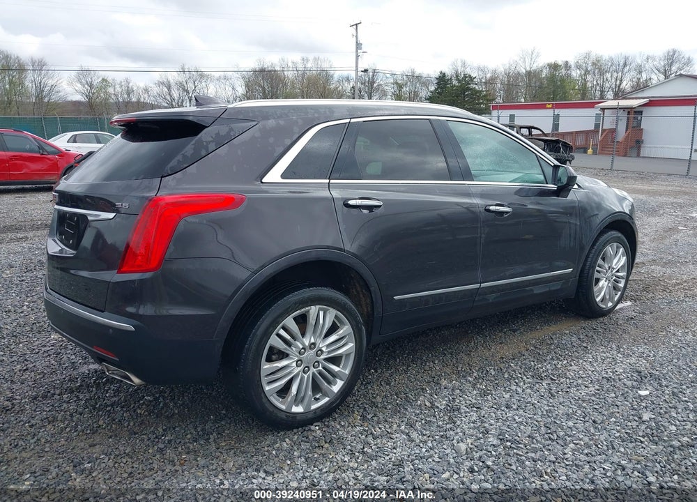 2018 CADILLAC XT5 VIN: 1GYKNFRS2JZ243446
