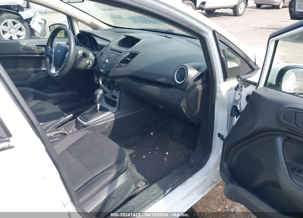 2018 FORD FIESTA SE VIN: 3FADP4EJ4JM122483