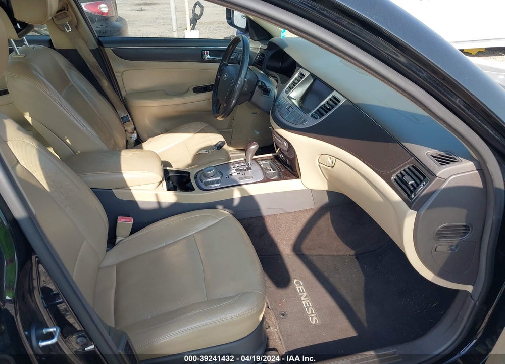 2011 HYUNDAI GENESIS 3.8 VIN: KMHGC4DE3BU120787