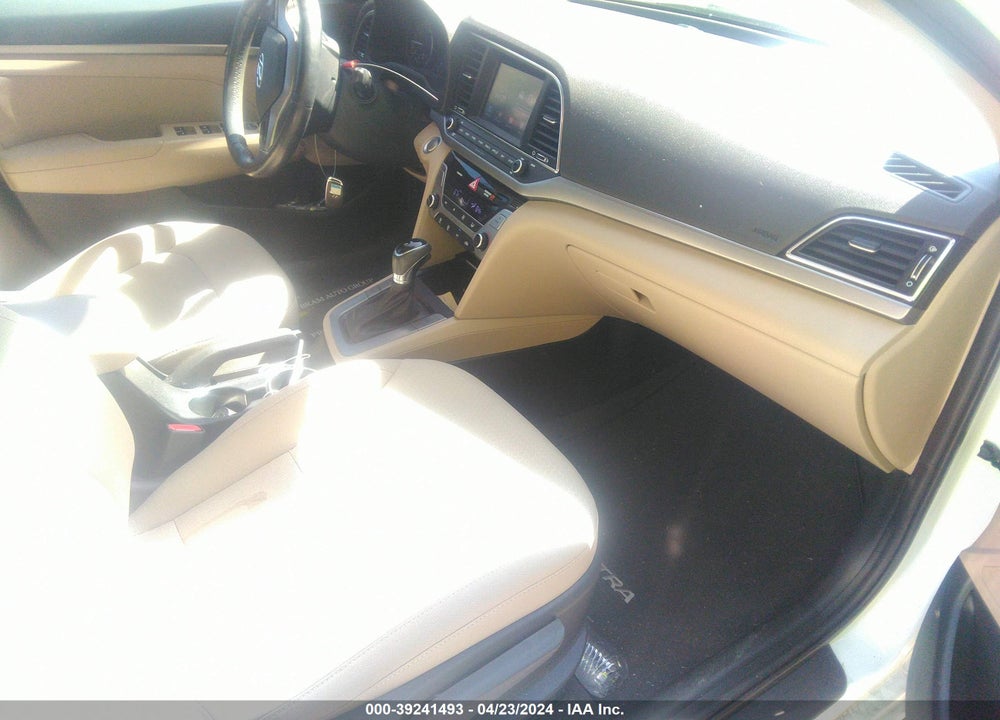 2018 HYUNDAI ELANTRA VALUE EDITION VIN: 5NPD84LF2JH377578