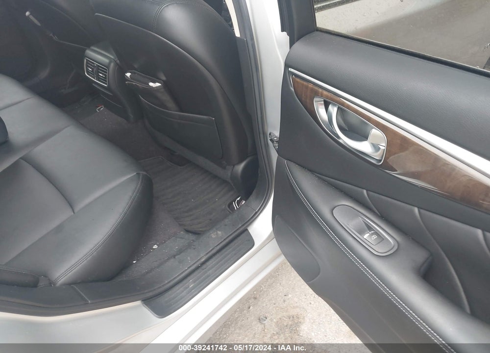 2018 INFINITI Q50 3.0T LUXE VIN: JN1EV7AP9JM354107